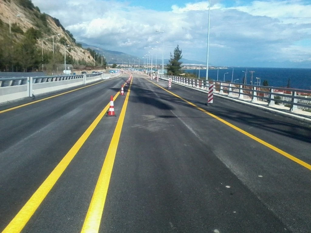 Διακοπή κυκλοφορίας στην Αθηνών-Κορίνθου – Χάος στους δρόμους